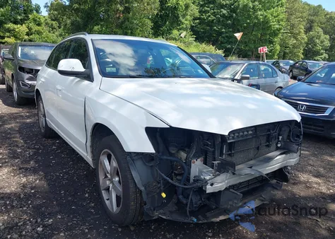 2010 Audi Q5 3.2 Premium z USA, uszkodzony, nr VIN WA1LKAFP4AA113036